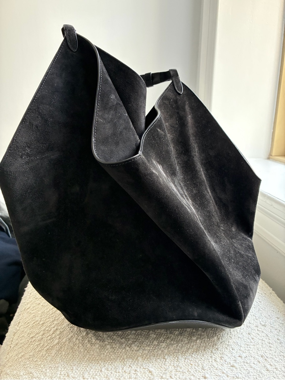 KHAITE - Lotus Black Suede Shoulder Bag - Picture 6 of 7